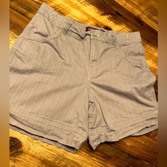 Gloria Vanderbilt size 10 - Picture 1 of 8